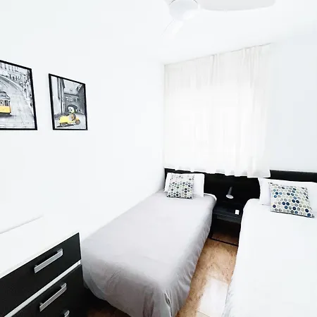 Cozy Near Playa Del Cura In Apartment Torrevieja